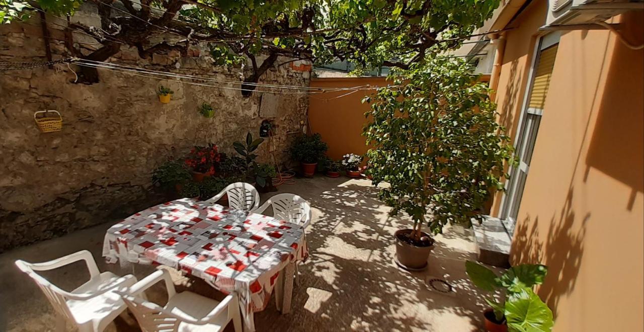 Apartman Anthony Pola Esterno foto