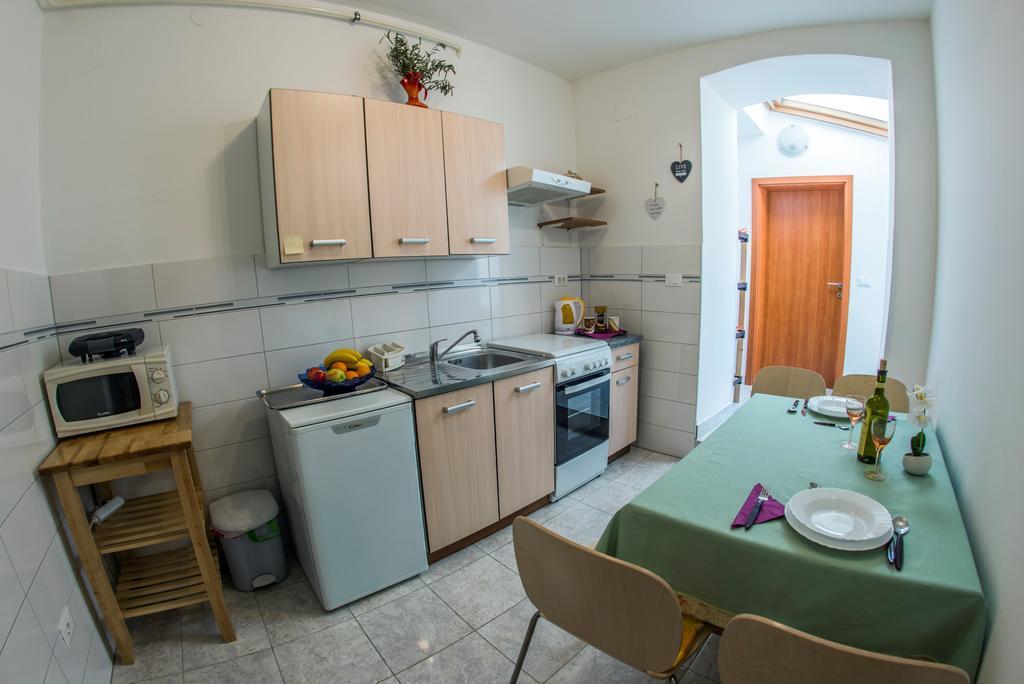 Apartman Anthony Pola Esterno foto