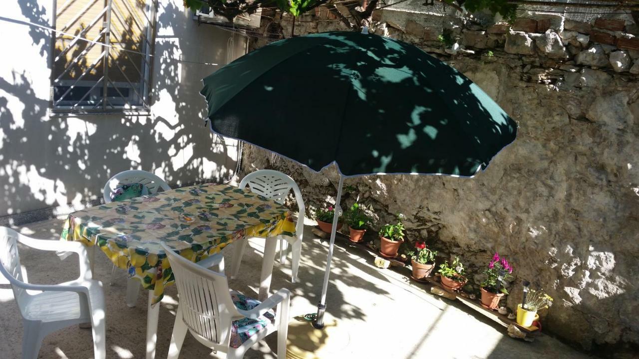 Apartman Anthony Pola Esterno foto